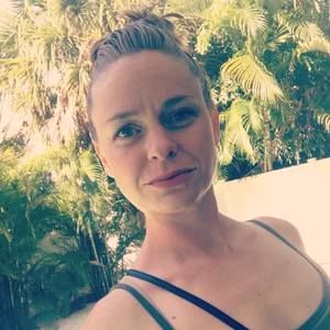 Meet your Posher, Carolyn